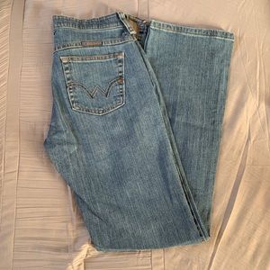 Women’s Wrangler Jeans
